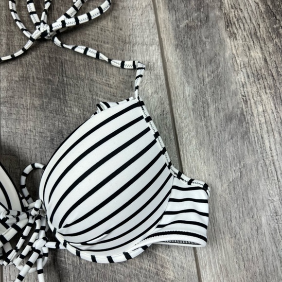 34A VS White/Black Stripe Bikini Top - Picture 4 of 12